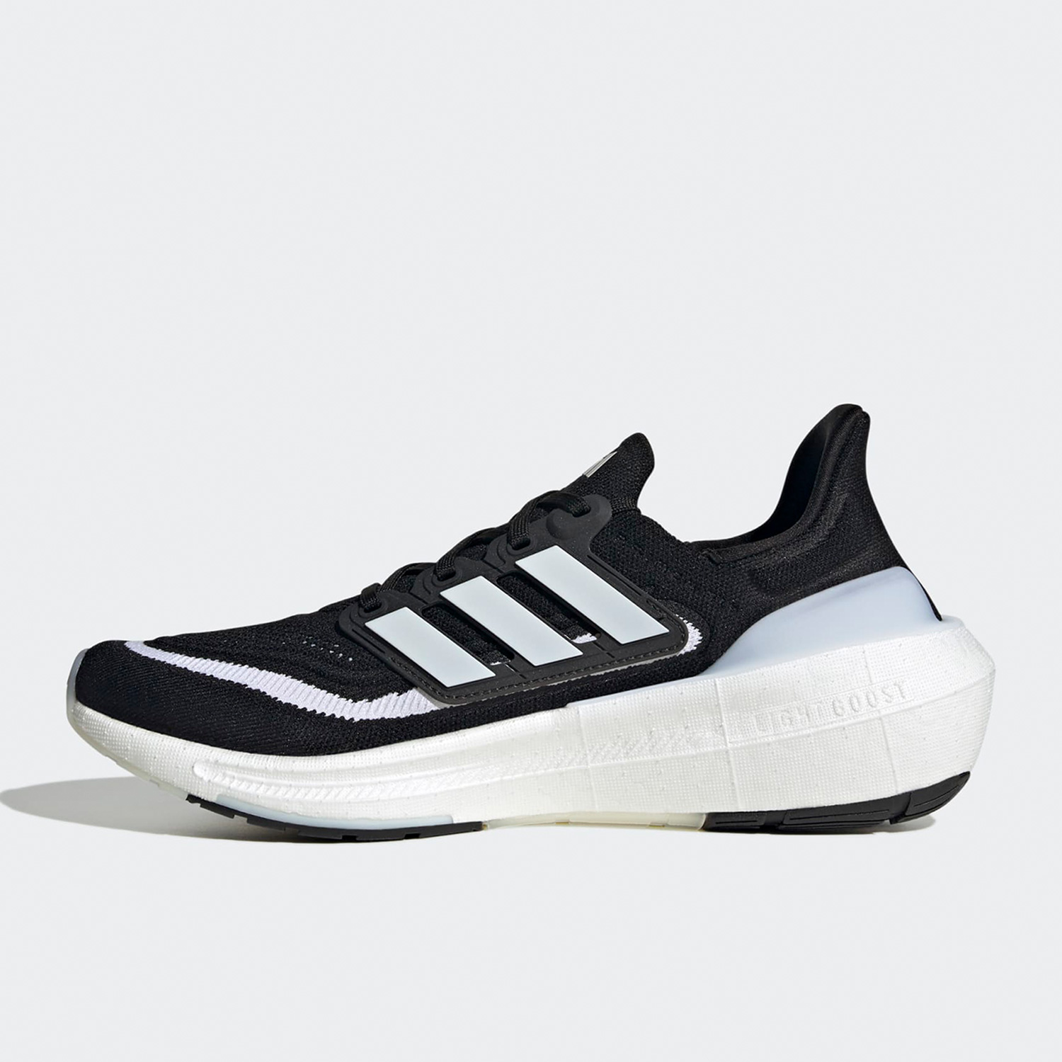 Оригинальные спортивные кроссо – обзор и цена Adidas Shoes Ultraboost Light